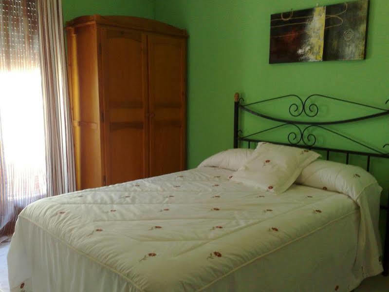 Hostal Virgen Del Rocio Ronda Exteriér fotografie