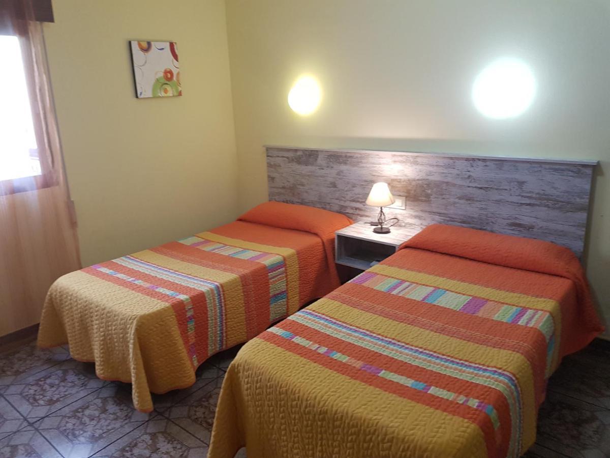 Hostal Virgen Del Rocio Ronda Exteriér fotografie