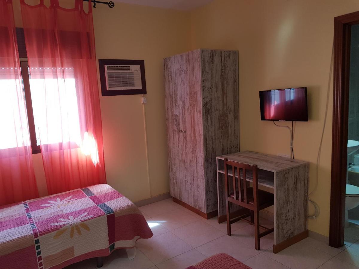 Hostal Virgen Del Rocio Ronda Exteriér fotografie