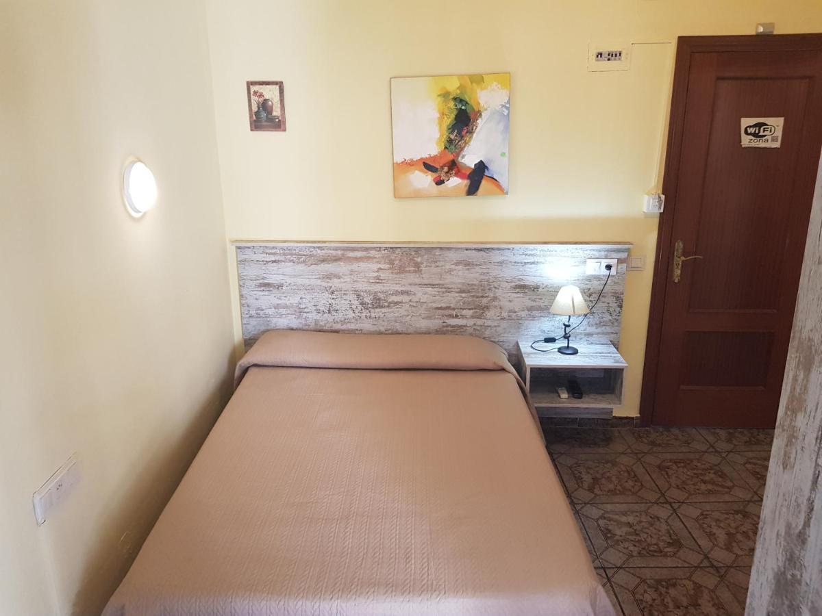 Hostal Virgen Del Rocio Ronda Exteriér fotografie