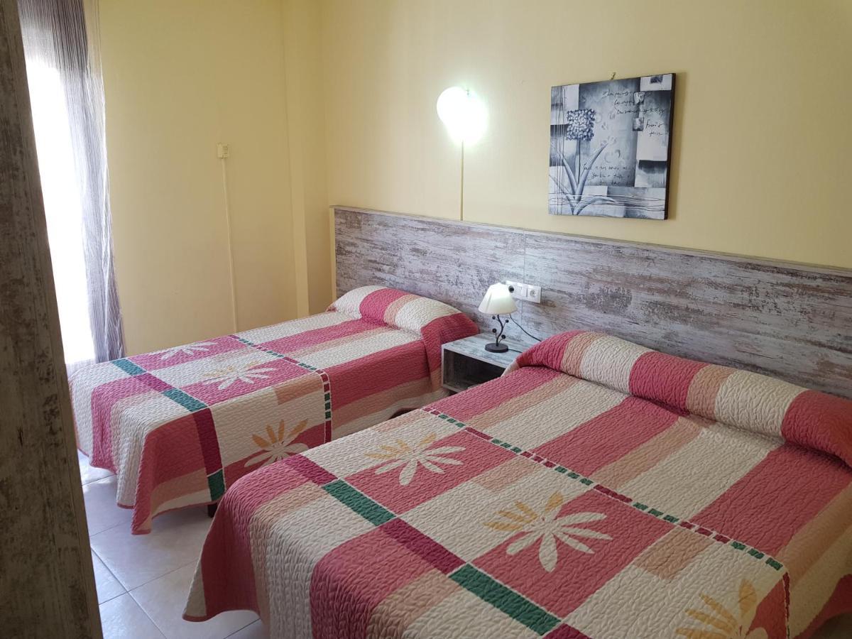 Hostal Virgen Del Rocio Ronda Exteriér fotografie